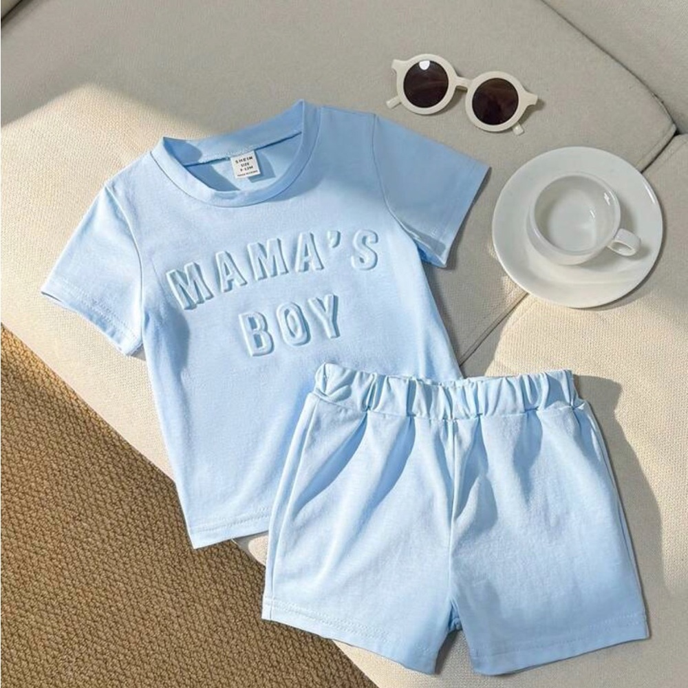Mamas boy tee and shirt set